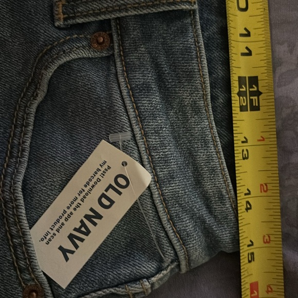 Old Navy Jeans - Picture 5 of 7